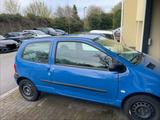 Renault Twingo C06 - Renault Twingo: C06