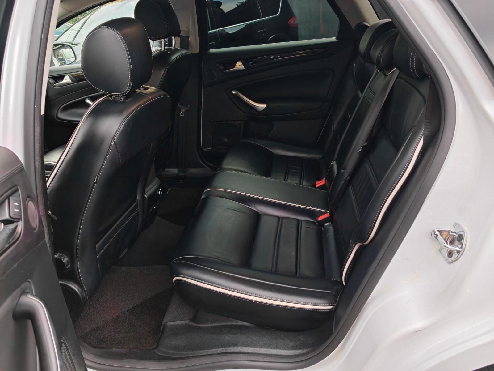 Ford Mondeo 2014 — photo 20