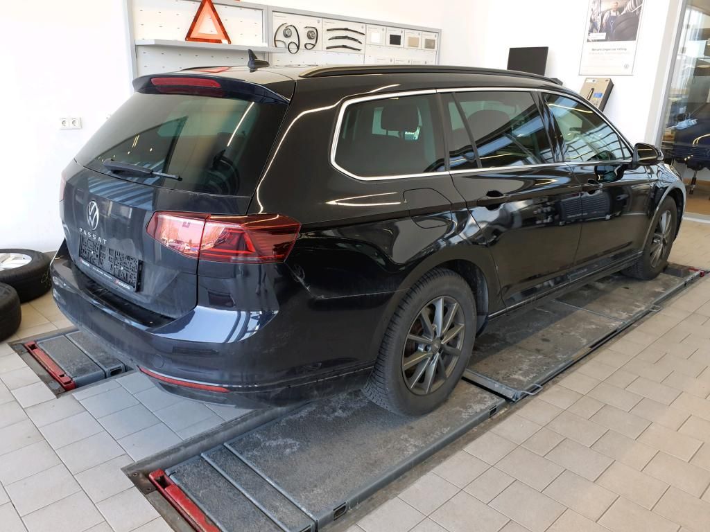 Fahrzeugabbildung Volkswagen Passat Variant TSI Business DSG Matrix Navi ACC