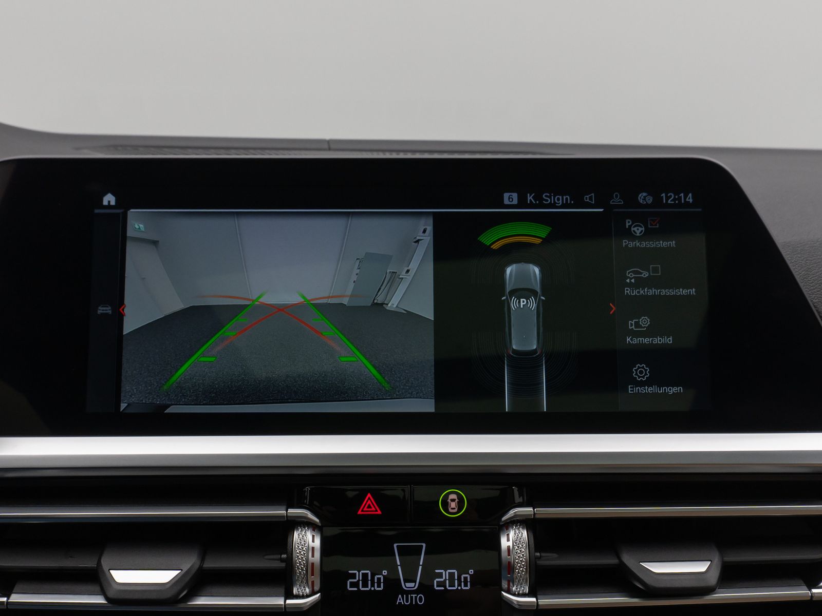 Fahrzeugabbildung BMW 320d xD LuxuryLine Kamera HUD DAB H/K AHK Komfor