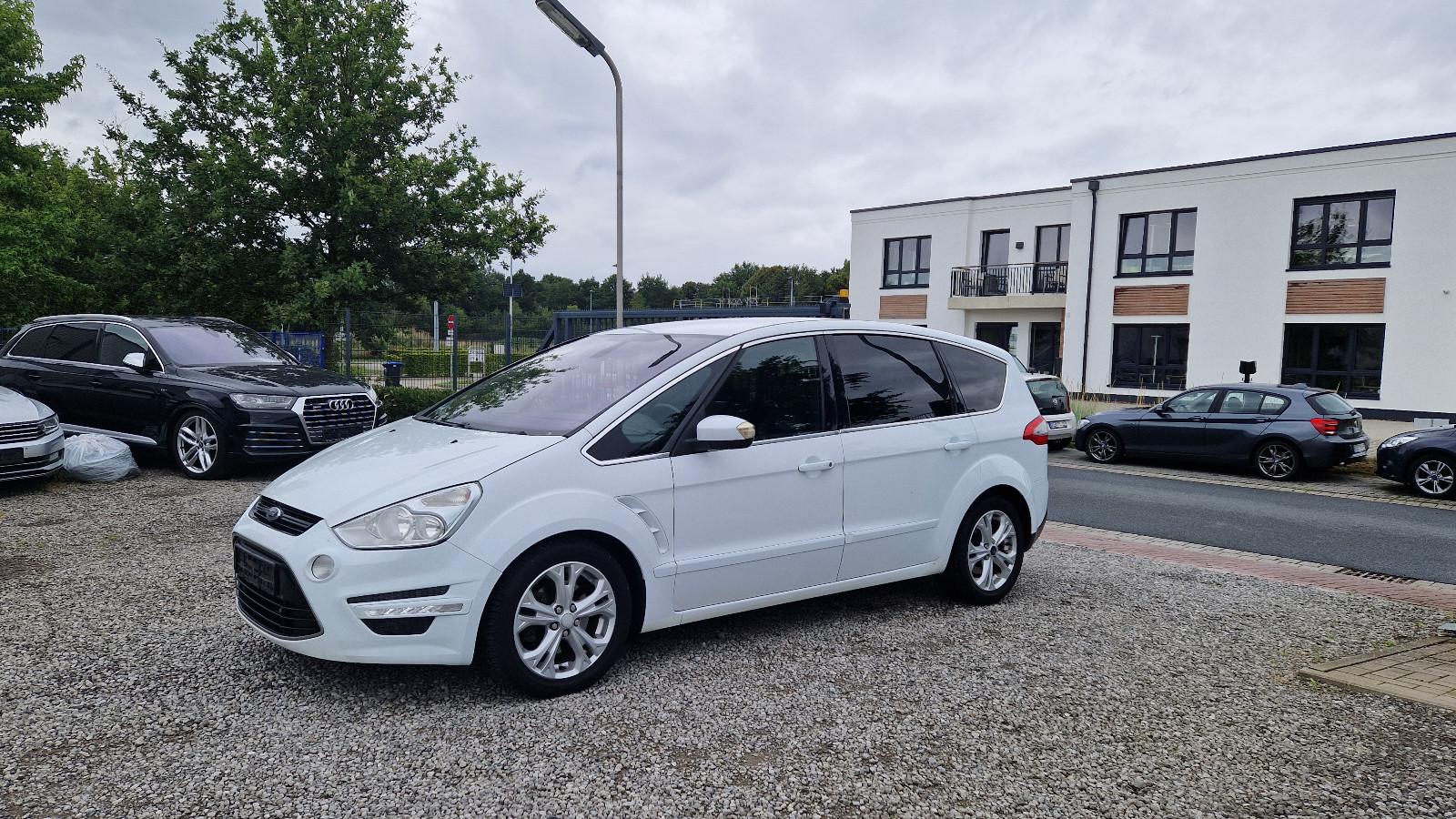 Ford S-Max 2.0 TDCI Titanium Aut.-KLIMATRONIC*SHZ*AHK