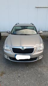 Skoda Superb 1.8 TSI DSG Ambition Combi Ambition - Skoda Superb aus 2010: Kombi