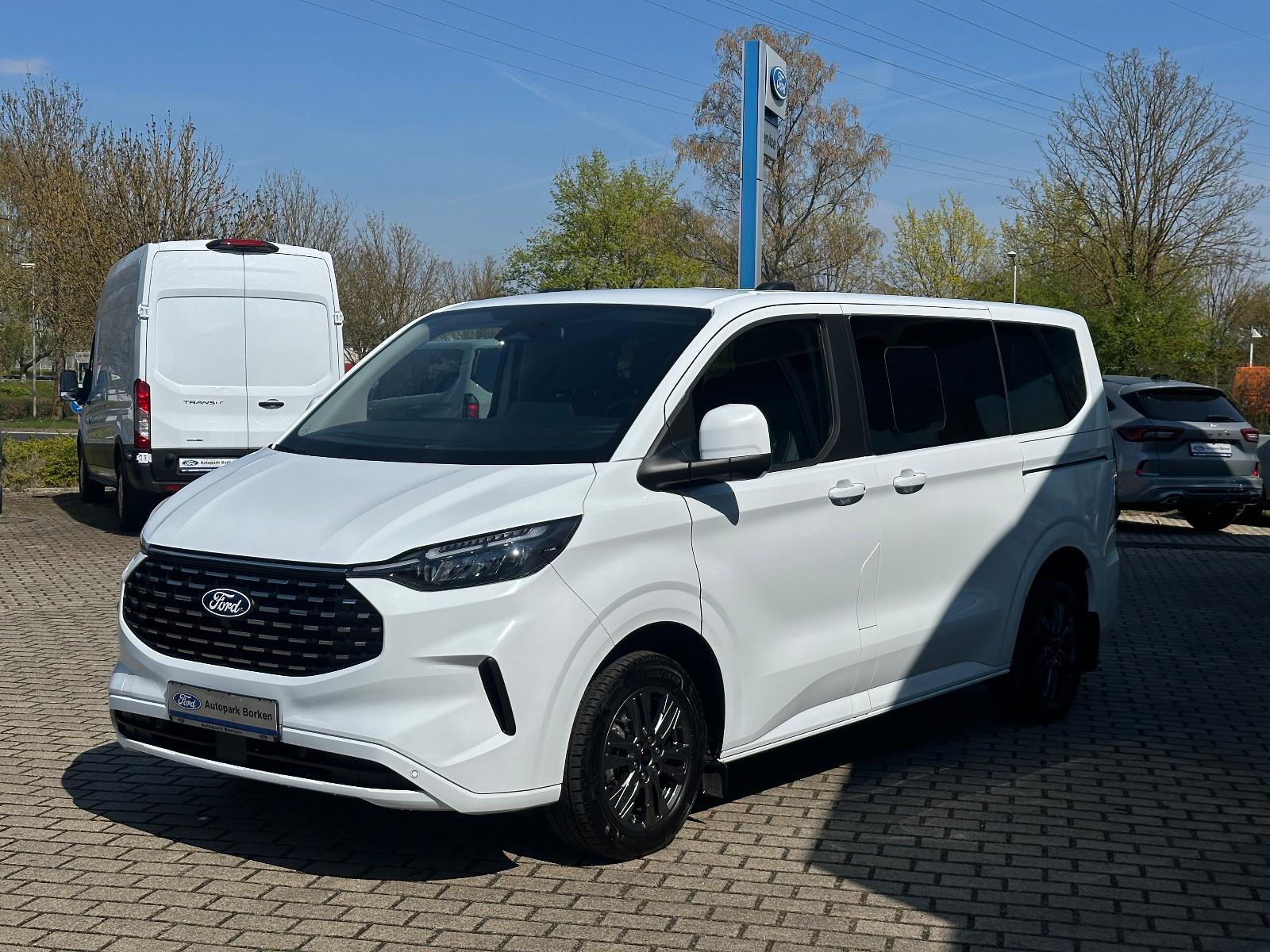 Ford Tourneo Custom Bus 320 L1 Tourneo Titanium FWD
