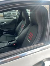 Mercedes-Benz A 180 - - Mercedes-Benz A-Klasse in Köln