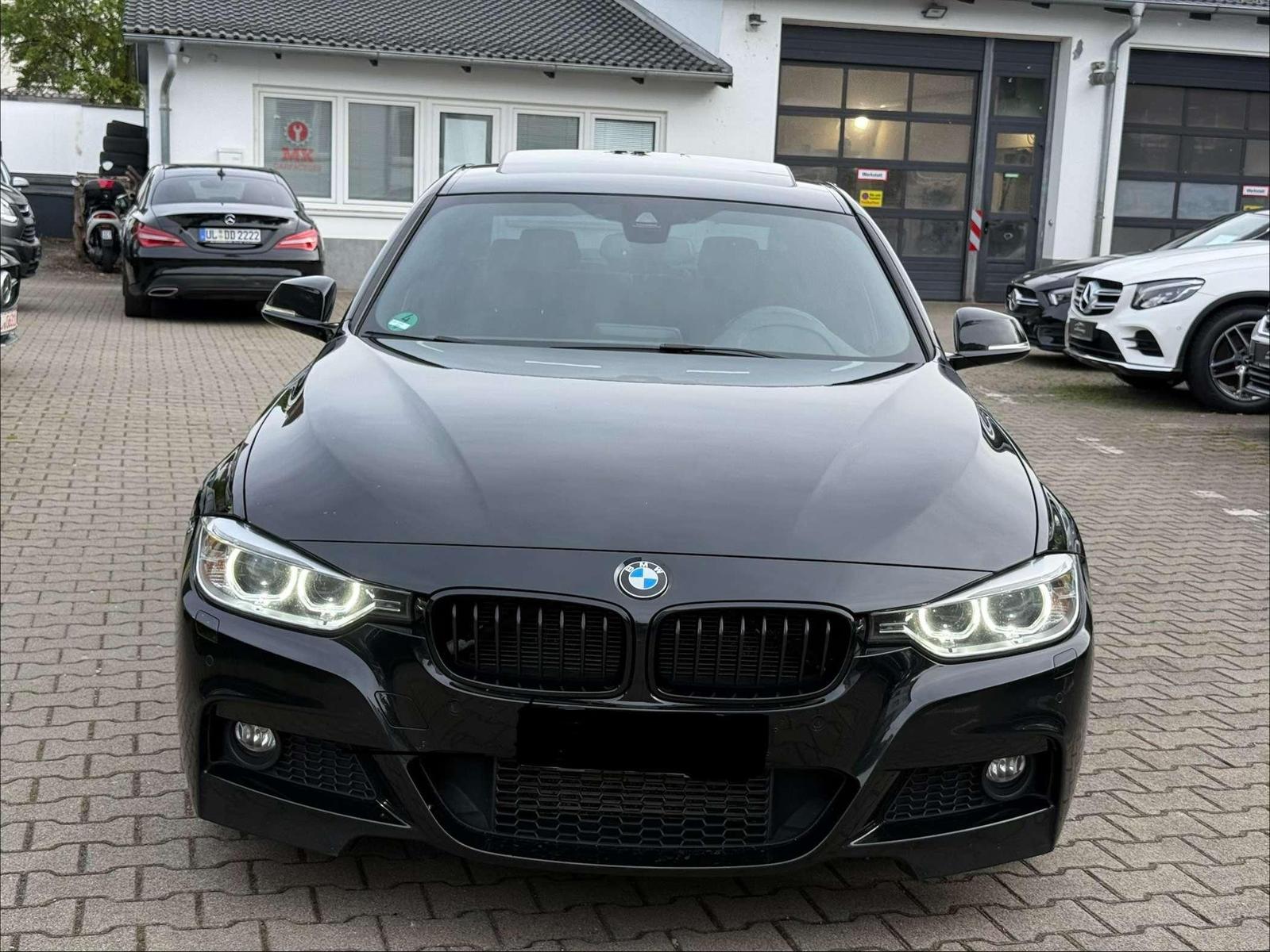 BMW 320 320 d M-Sport*Aut.*Alcantara*Memory el. Sitz