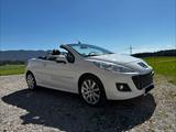 Peugeot 207 cc Cabrio, Klimaautomatik, Leder, Tempomat - Peugeot 207 aus 2014