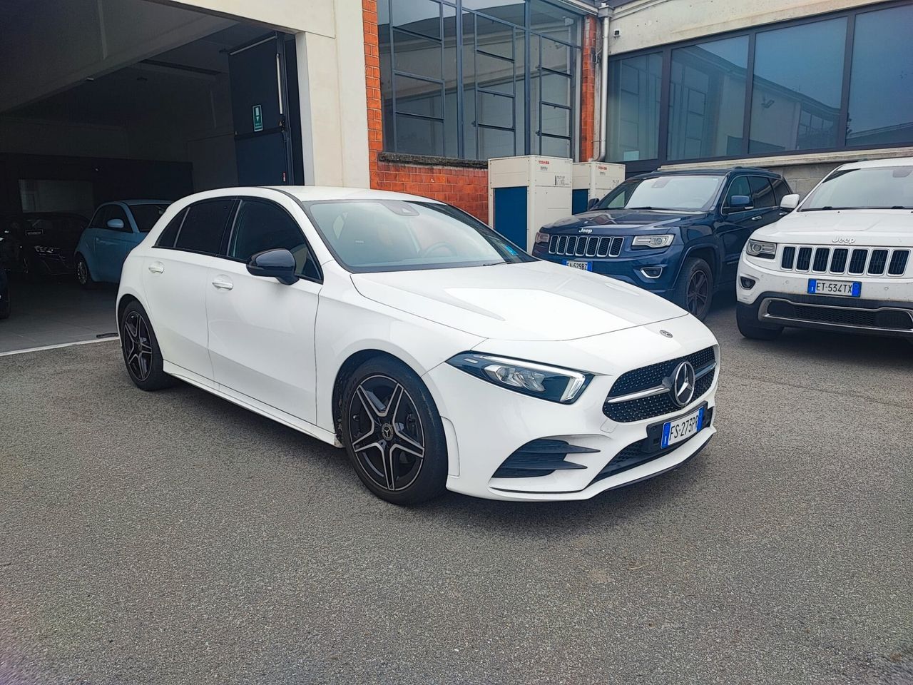 MERCEDES-BENZ Mercedes-benz A 180 d Automatic Premium