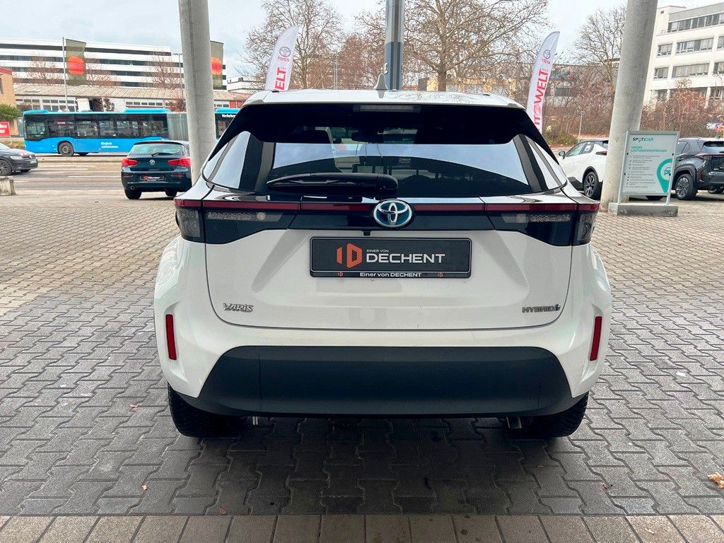 Fahrzeugabbildung Toyota Yaris Cross 1.5 Hybrid NAVI RFKAM