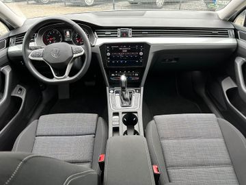 Fahrzeugabbildung Volkswagen Passat  1.5 TSI Business Comfortline