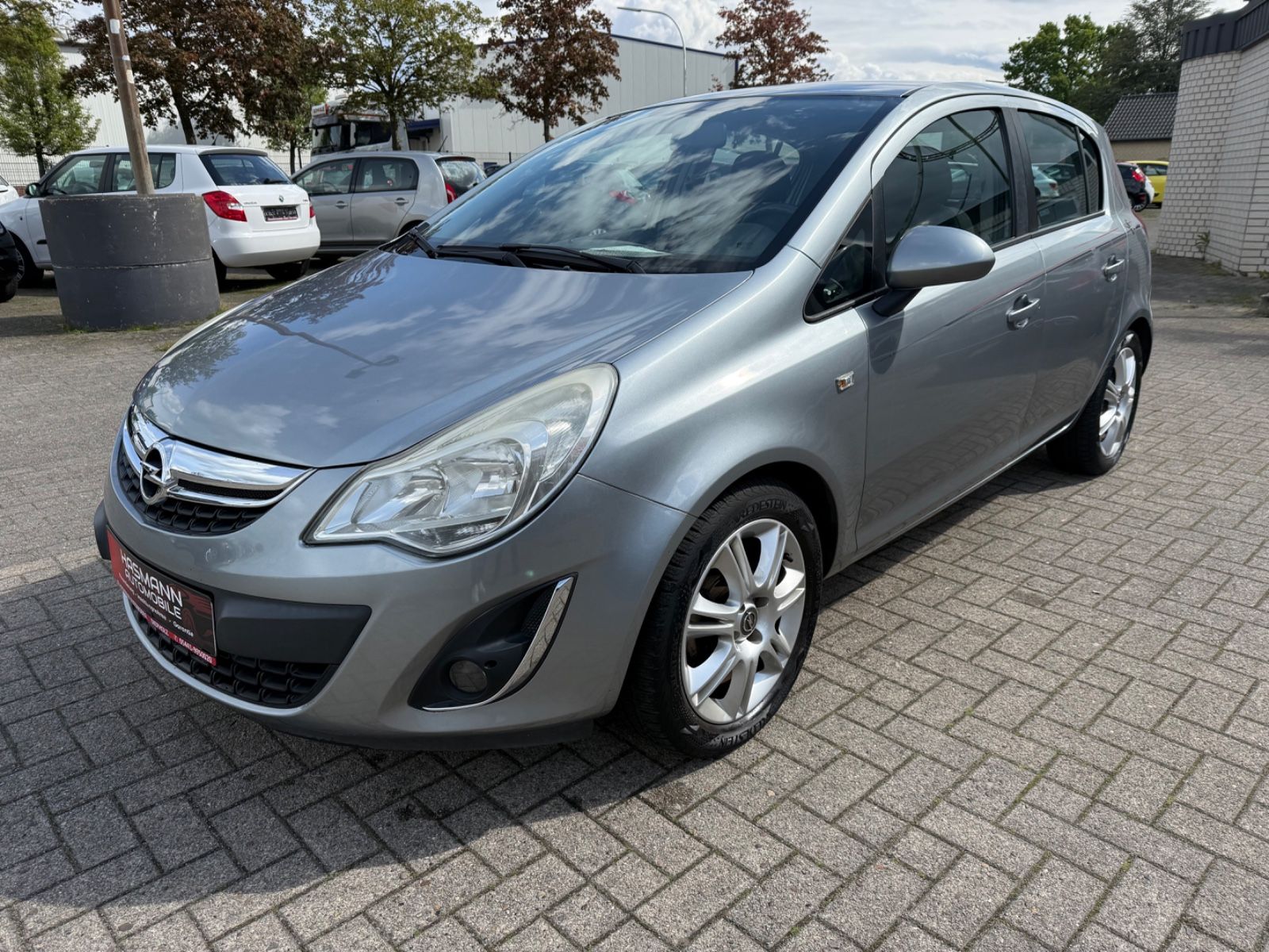 Corsa D Satellite*KLIMA*5-TÜR*TÜV NEU