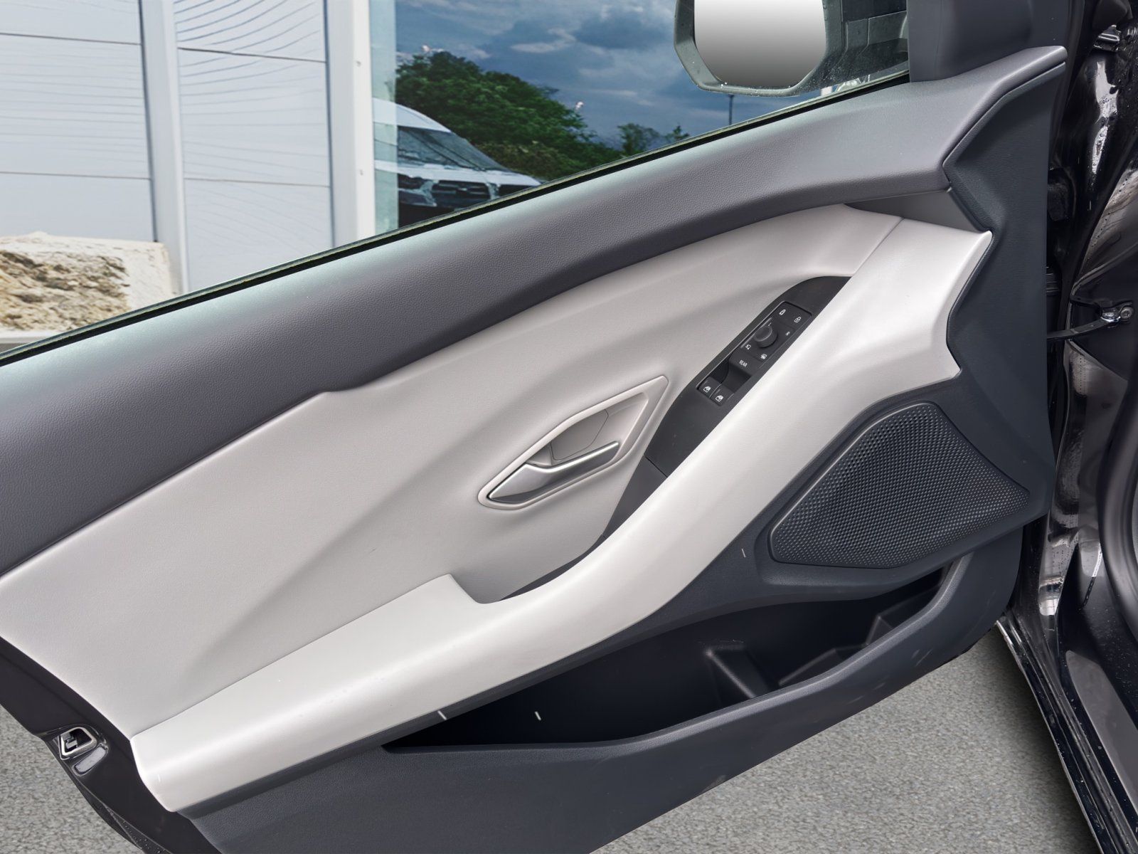 Fahrzeugabbildung Ford Capri eMotor 210 kW RWD