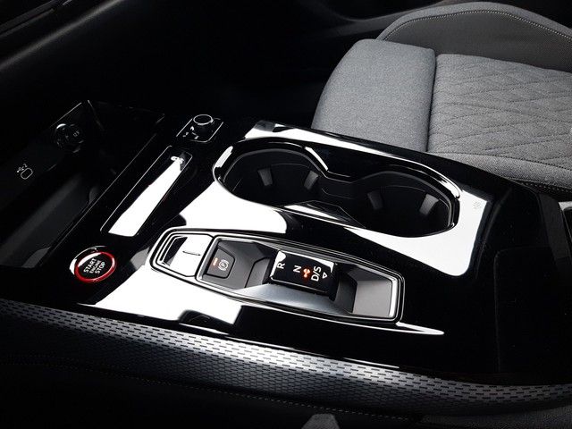 Fahrzeugabbildung Audi A5 Avant 3x S-Line edition one Matrix HeadUp Tec