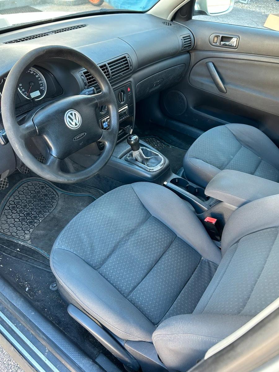 Volkswagen Passat 2004 — photo 6