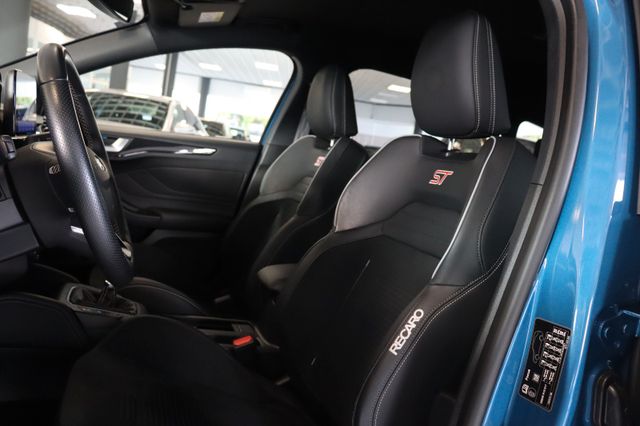 Fahrzeugabbildung Ford Focus Turnier ST 2.3 Eco |1HAND|B&O|KAMERA|LED|
