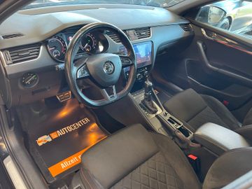 Skoda Octavia Combi RS 4x4 *PANO*NAVI*STANDHEIZUNG*AHK