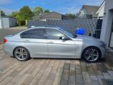 BMW 328i Sport Line Sport Line - silberne BMW 328