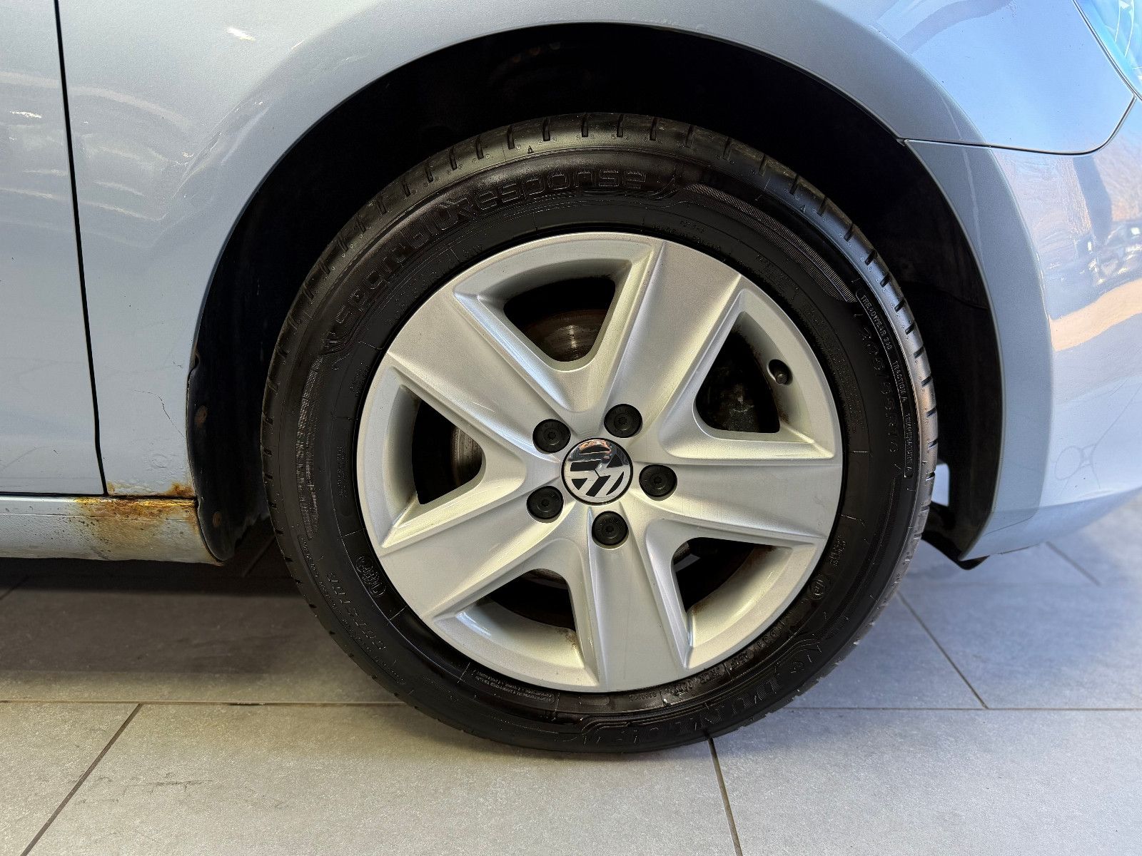 Fahrzeugabbildung Volkswagen Golf VI Comfortline |AHK|1.HAND