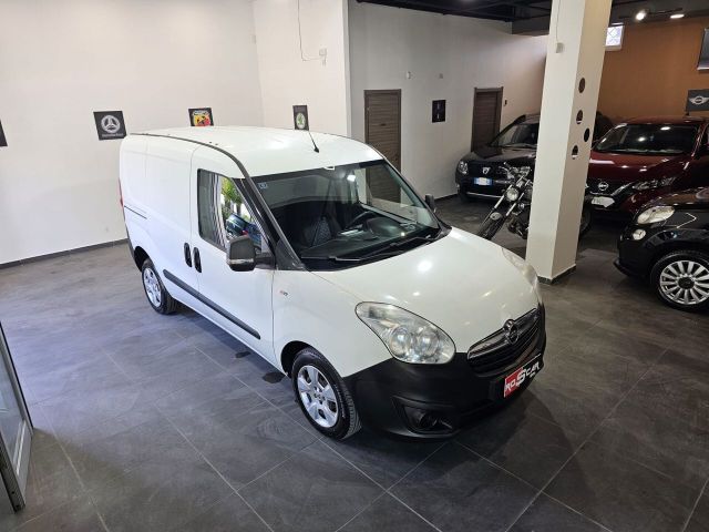 Opel Combo 1.6 CDTi 105CV 2016