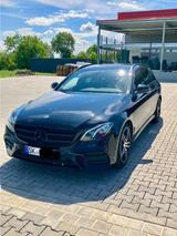 Mercedes-Benz E 220d T AMG Line Automatik - Mercedes-Benz E 220 in Halle