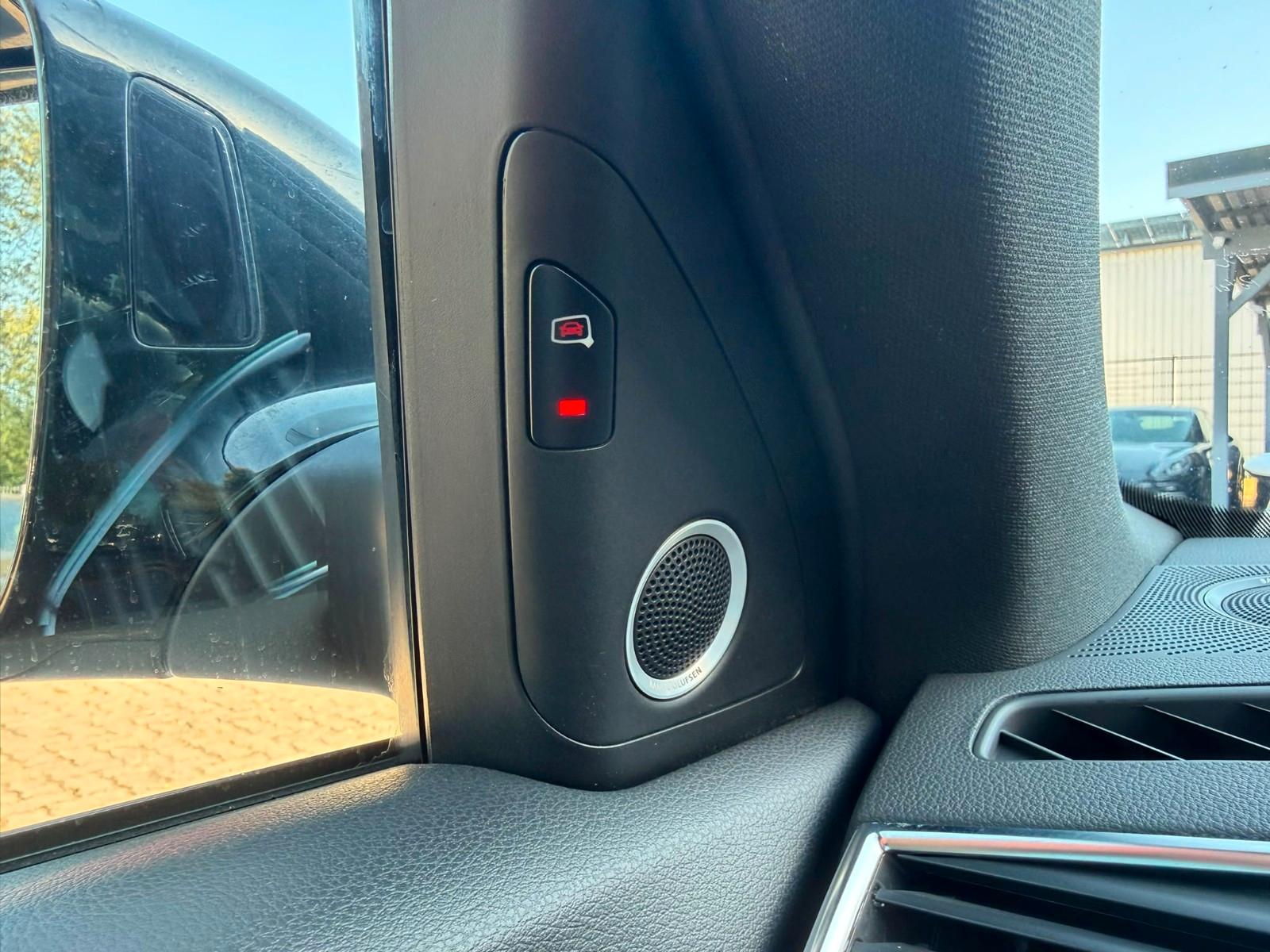 Audi SQ5 3.0 TFSI quattro | 354 ch | BVA | Bang & Olufsen | Toit panoramique | Caméra de recul | Cuir électrique à mémoire chauffant | Jantes 21"