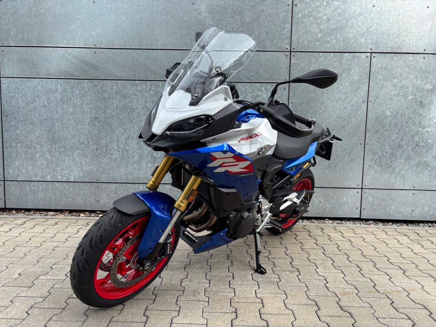 Fahrzeugabbildung BMW F 900 XR Sport 2 Pakete