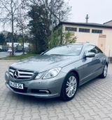 Mercedes-Benz E 250 Coupé E 250 CGI BlueEFFICIENCY 