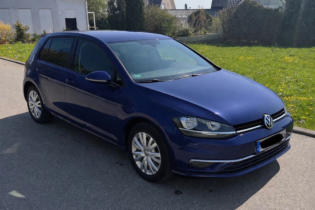 Image of Volkswagen Golf