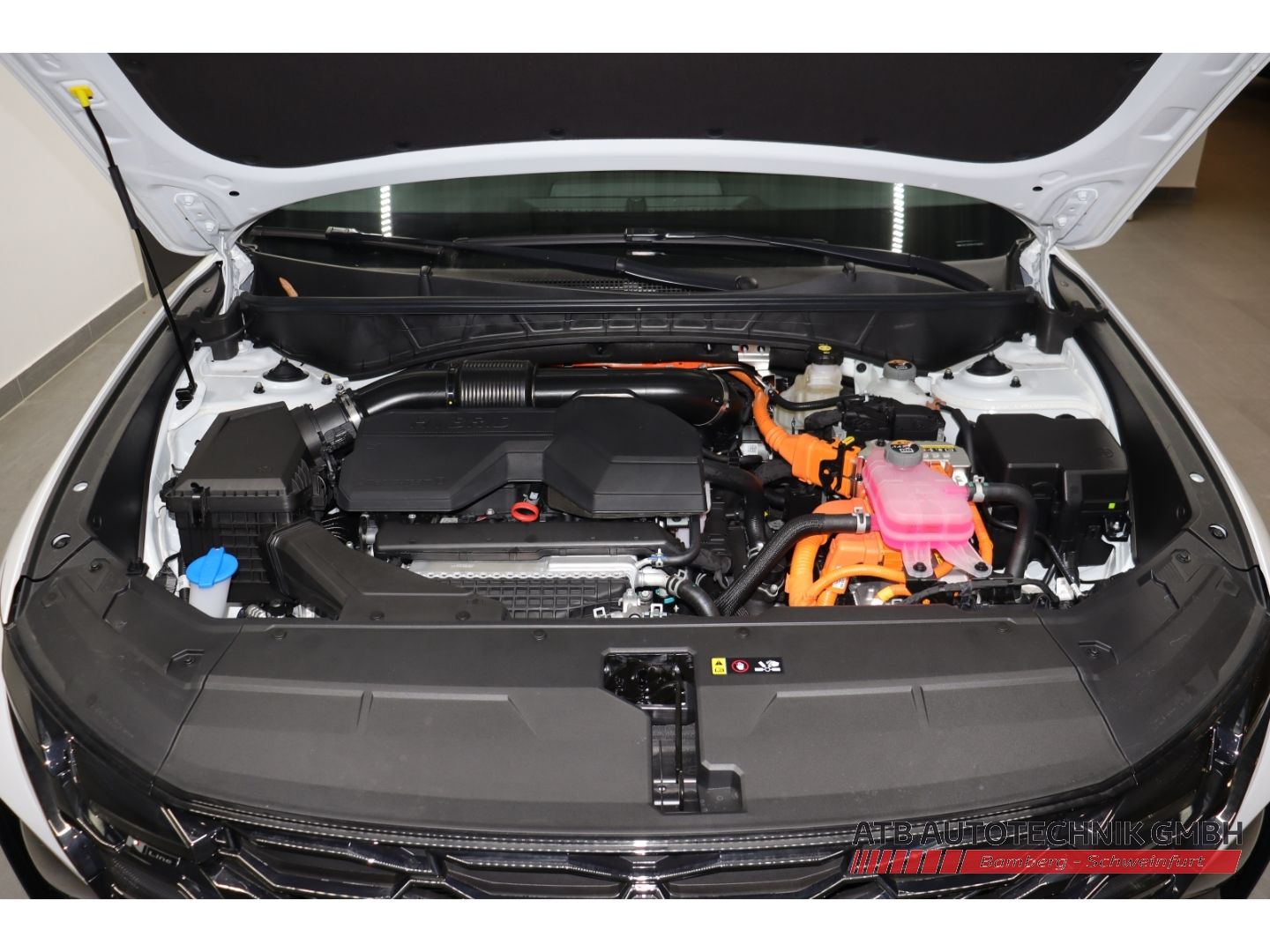 Fahrzeugabbildung Hyundai Tucson N-Line Hybrid MY27 1.6 T-GDi 239 PS 6-AT