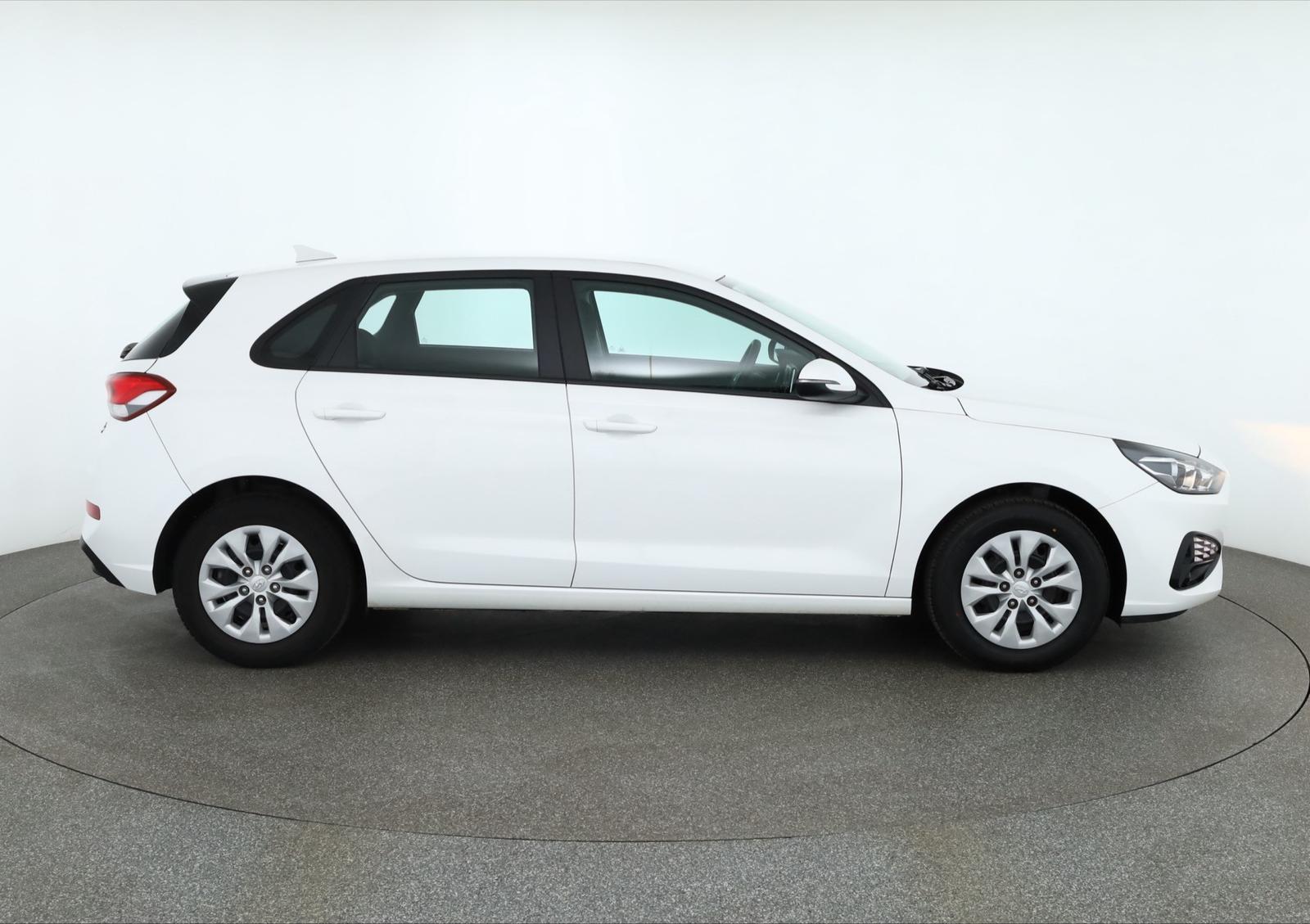 Hyundai i30 1.5 Pure DAB Tempomat Bluetooth Klima, миниатюра 6