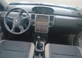 Nissan X-Trail 4x2 comfort 2.0 Comfort - Nissan X-Trail mit Benzin-Antrieb: Allradantrieb
