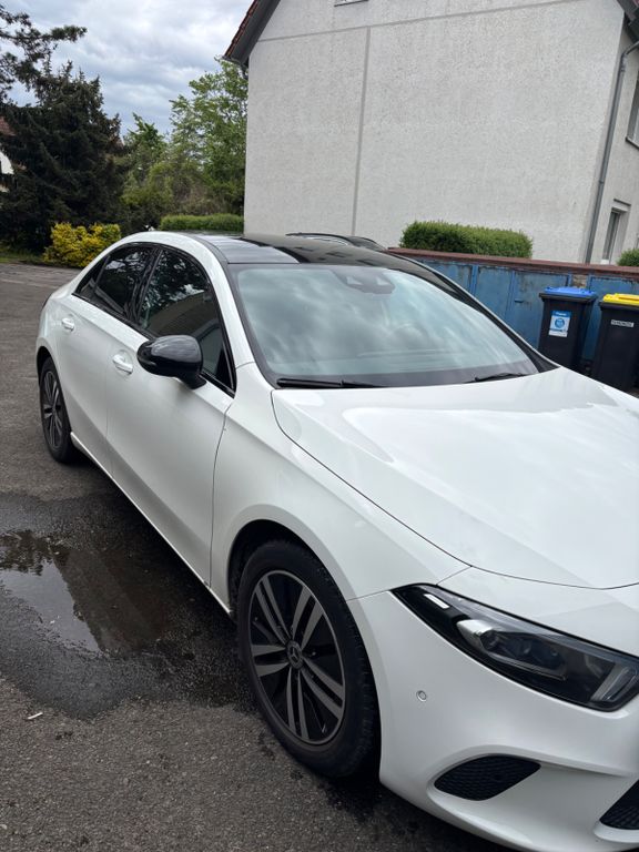 Image of Mercedes-Benz A 200