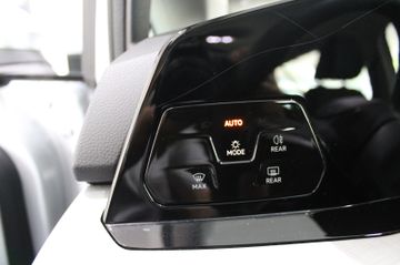 Volkswagen Golf - 12
