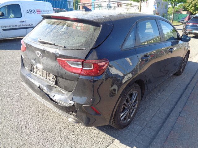 Kia cee'd / Ceed 1.0 T-GDI 120 Edition 7