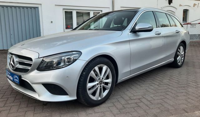 MERCEDES-BENZ C 220d T /Avantgarde/9G T /Kamera/AHK/Panorama