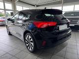 Ford Focus Lim. Cool & Connect/LED/NAVI/PDC/SHZ/2.HD - Ford Focus in Hagen