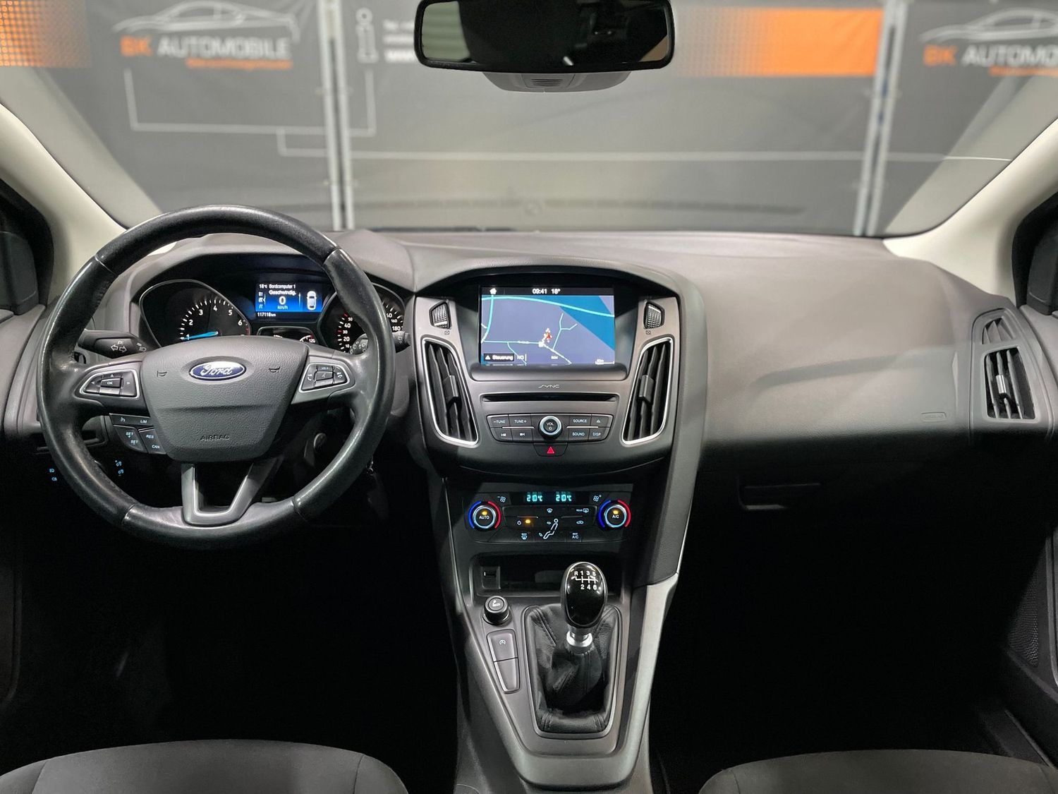 Fahrzeugabbildung Ford Focus #Tempomat#Bi-Xenon#Navi