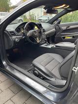 Mercedes-Benz E 220 Coupé E 220 CDI BlueEFFICIENCY AVANTG.... - Mercedes-Benz E 220: Coupe, Cdi