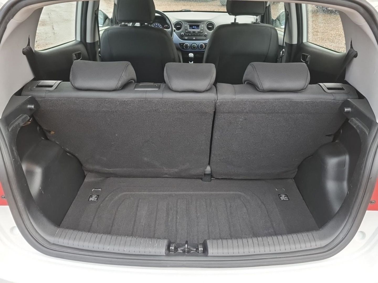 Fahrzeugabbildung Hyundai i10 YES! 1.0 Benzin M T Classic HU/AU Service