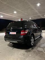 Mercedes-Benz Mercedes 280 ML, Baujahr 2006 - Mercedes-Benz ML-Klasse Gebrauchtwagen in Leipzig