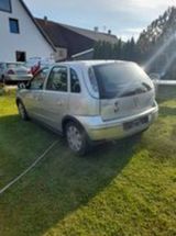 Opel corsa - Opel Corsa aus 2006 mit Diesel-Antrieb