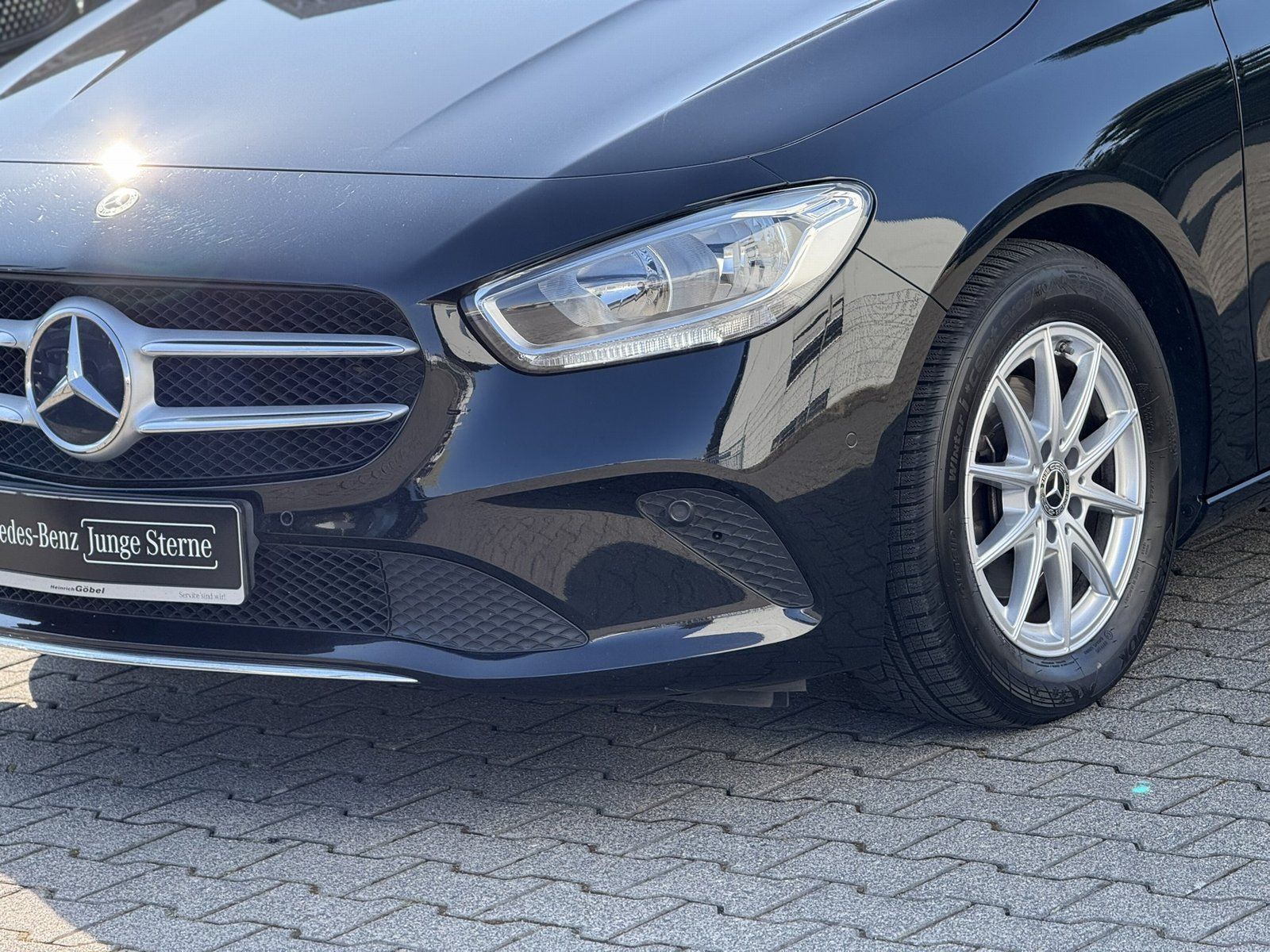 Fahrzeugabbildung Mercedes-Benz B 180 Progressive*AUTOMATIK*NAVI*PDC*SPURHALTE*