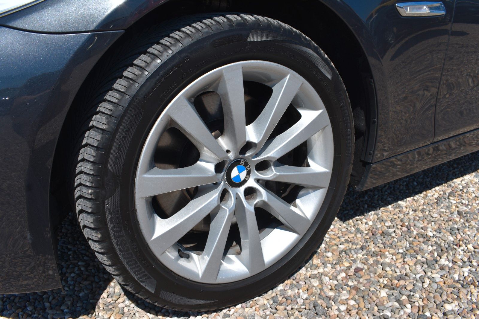 Fahrzeugabbildung BMW 530d Limousine xDrive AHK/Memory/ACC/SLI/Leder