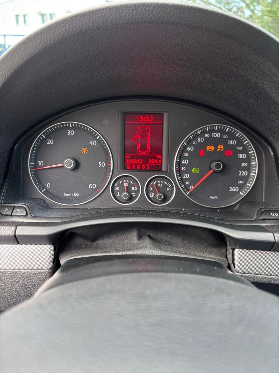 Volkswagen Golf 2009 — photo 10