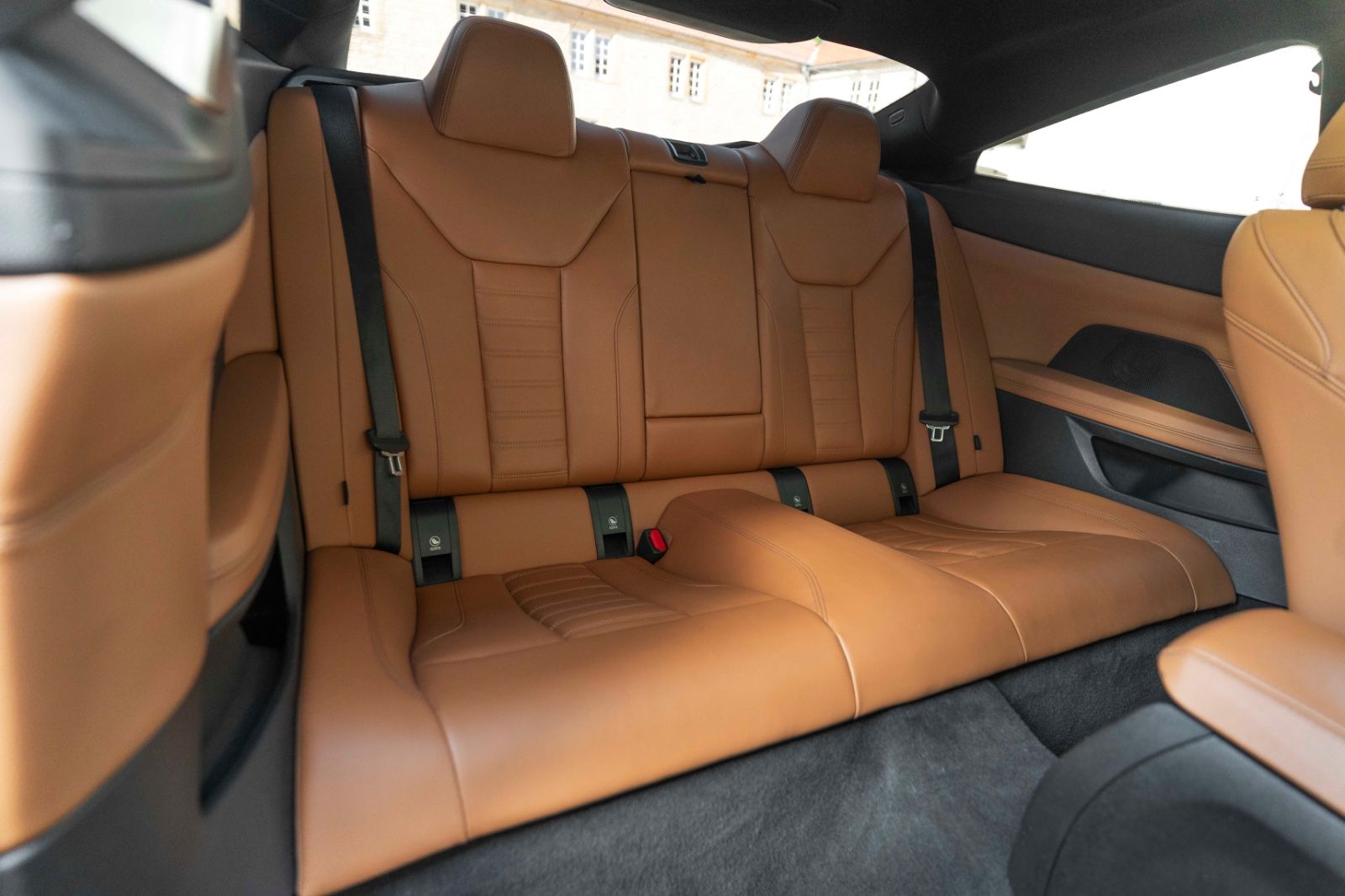 Fahrzeugabbildung BMW 430i Coupé M Sportpaket HUD LED KAM HIFI ACC