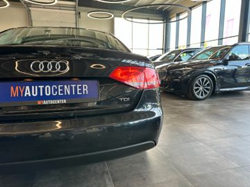 MYAUTOCENTER – Gebraucht- und Jahreswagen mit Werkstattservice in Pfaffenhofen Audi A4 *AHK*TEMPO*PDC*SitzH*