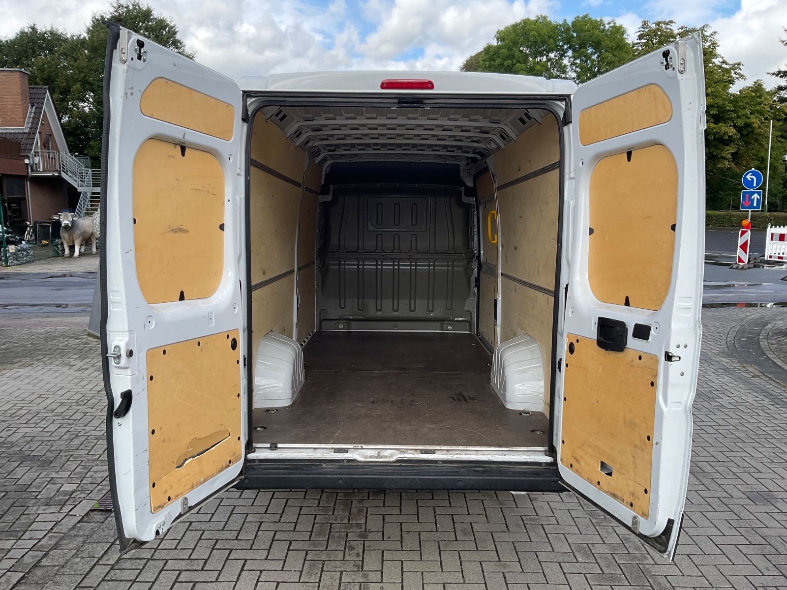 Fahrzeugabbildung Opel Movano L4H2,Sitzheizung,Bluetooth,Allwetterreife
