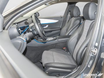 Mercedes E 200 - 12