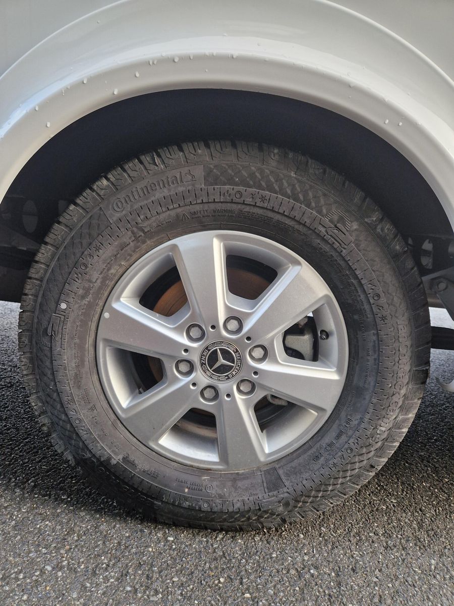 Fahrzeugabbildung Weinsberg CaraCompact MB EDITION PEPPER 640 MEG