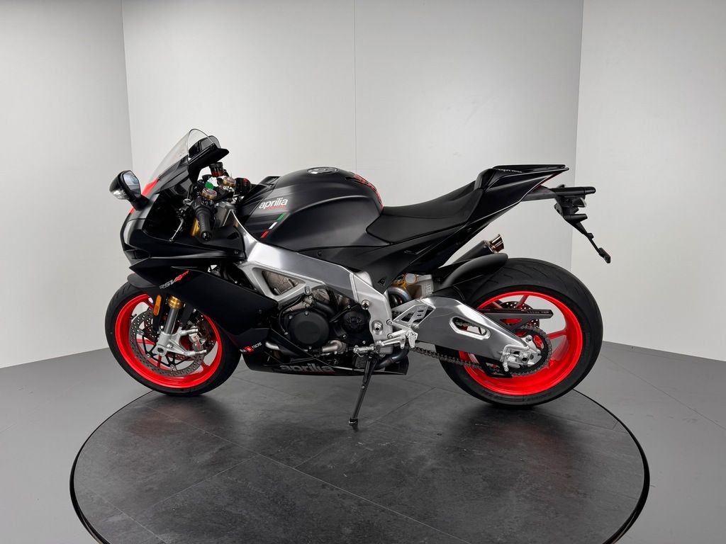 Fahrzeugabbildung Aprilia RSV4 RR *ARROW *TOP-ZUSTAND *2. HAND