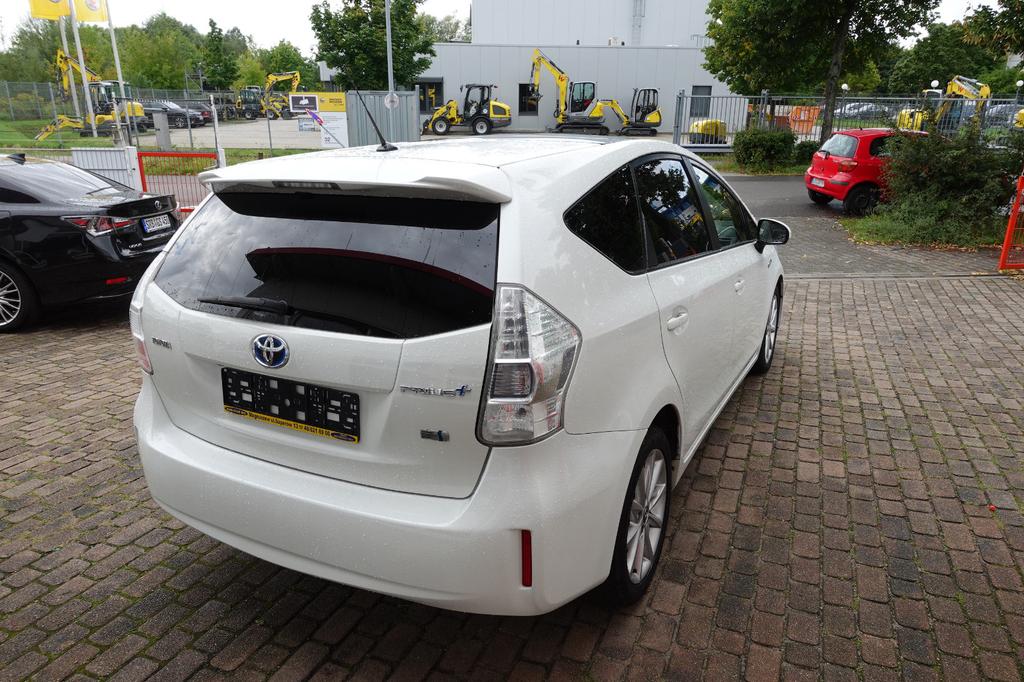 Toyota Prius+